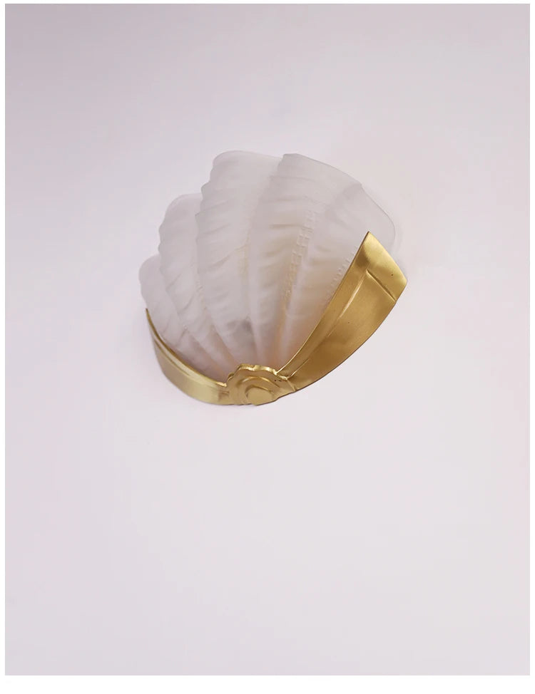 [Conchiglia] Brass Shell Wall Lamp French Glass
