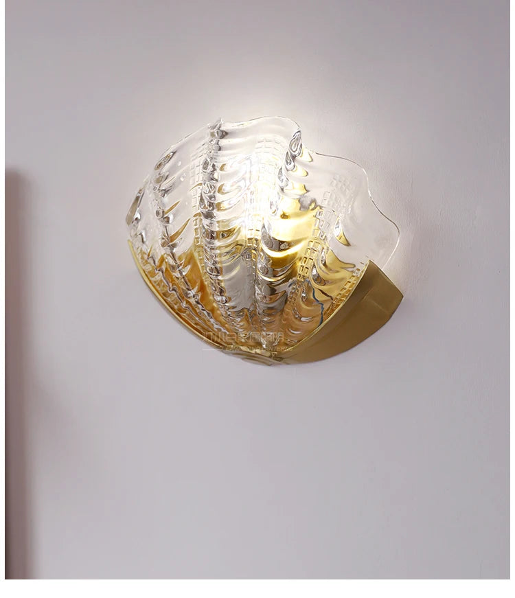 [Conchiglia] Brass Shell Wall Lamp French Glass